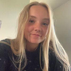 Meet your Posher, Karoline